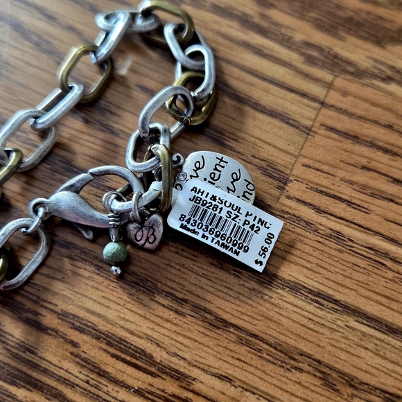 BRIGHTON Art And Soul, 1 Corinthians 13 "Love Is Patient, Love Is Kind" Bracelet - Picture 3 of 6